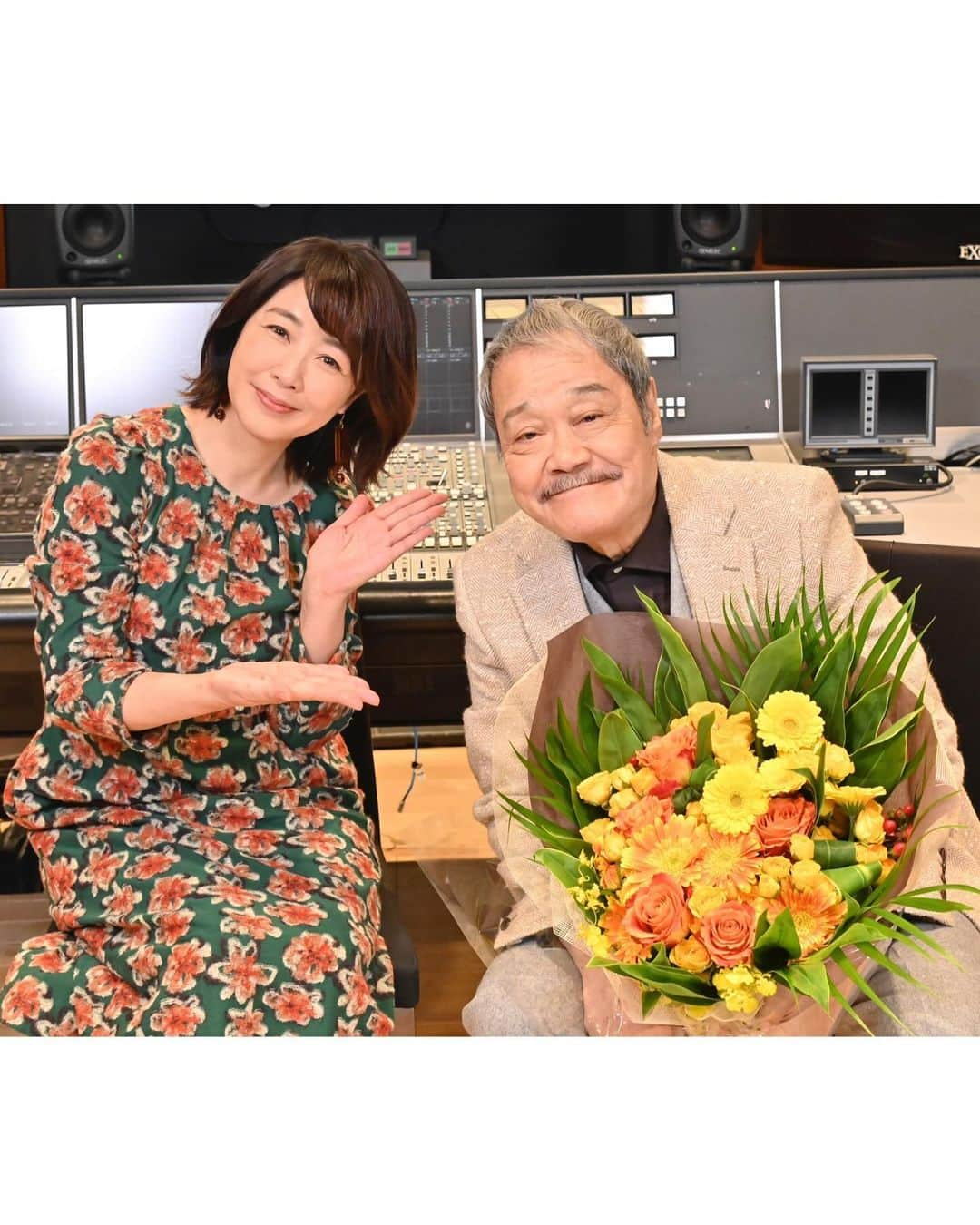 菊池桃子さんのインスタグラム写真 - (菊池桃子Instagram)「*  　📺　テレビ朝日「人生の楽園」 　　【西田敏行20周年！冬の1時間SP】 　　2023年12月9日(土)18:00〜18:56  　　12/9(土)の放送ではスタジオに登場し 　　スペシャル企画をお届けします。 　　お楽しみに！！  #テレビ朝日 #人生の楽園 #菊池桃子 #衣装 #YUKITORII #MU #momokokikuchi #staff」12月7日 19時26分 - momoko_kikuchi_official