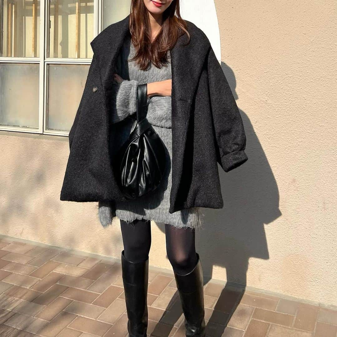 Nagiさんのインスタグラム写真 - (NagiInstagram)「ニットワンピース♡  onepiece. #nobel  outer. #kobelettuce  shoes. #odetteeodile   #code#fashion#コーデ#ファッション」12月7日 20時33分 - nagina001