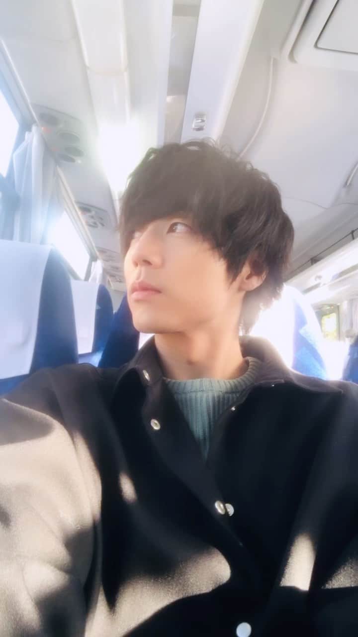 熊木陸斗のインスタグラム：「陽射し気持ち良くて眠いなーの動画」