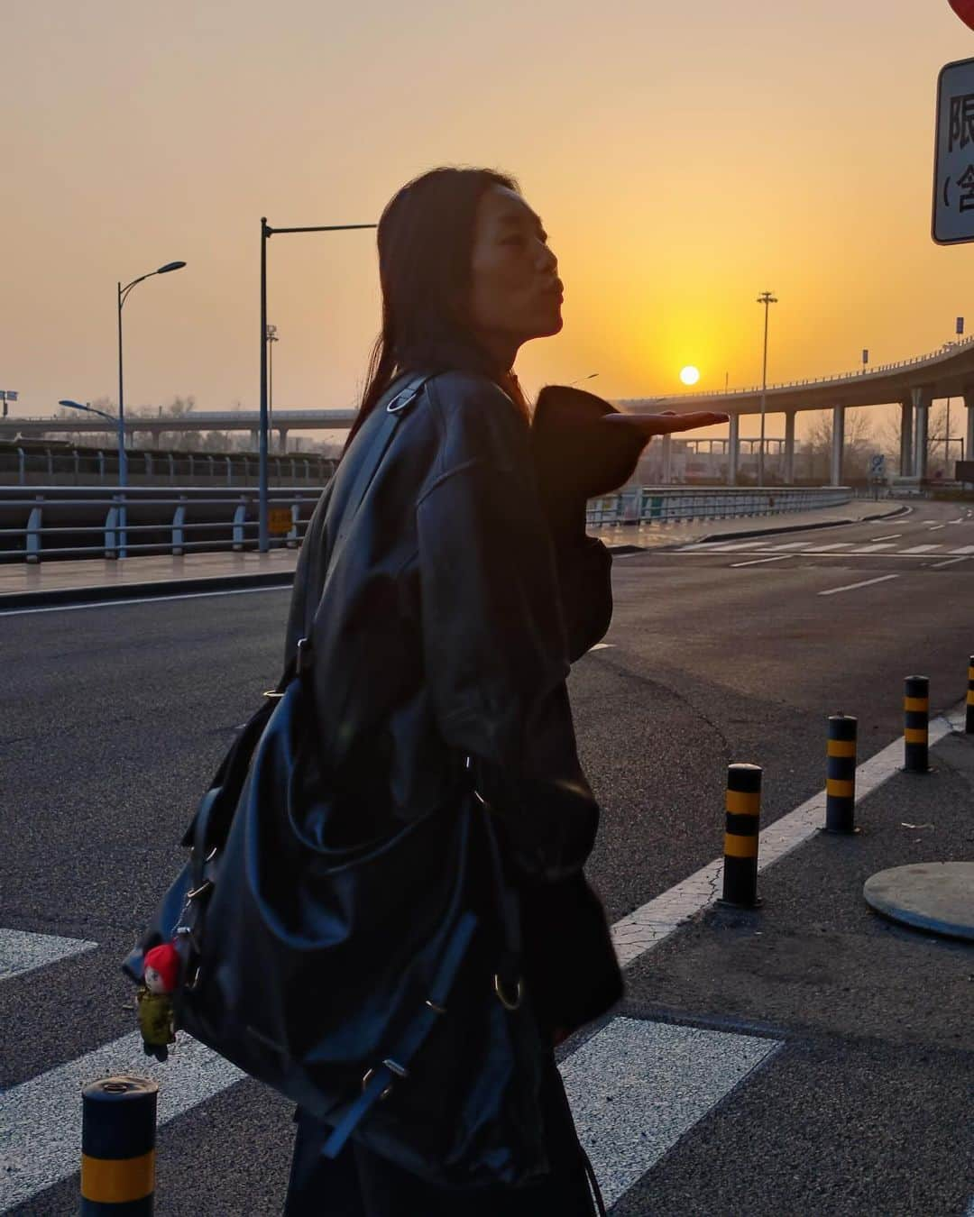 リウ・ウェンのインスタグラム：「🌬️」