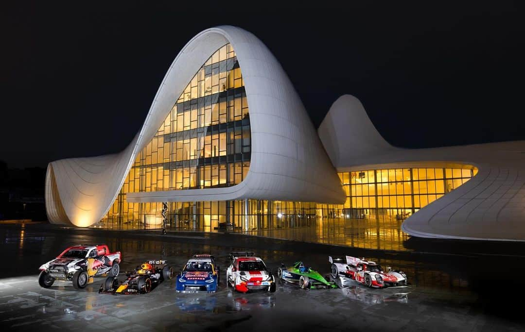 セバスチャン・ブエミのインスタグラム：「Proud to be part of this exclusive line-up of world championship winning cars 🏆  at the Heydar-Aliyev Center in Baku   #FIAPrizeGiving2023 #ToyotaGazooRacing #WEC #PushingTheLimitsForBetter #GR010HYBRID」