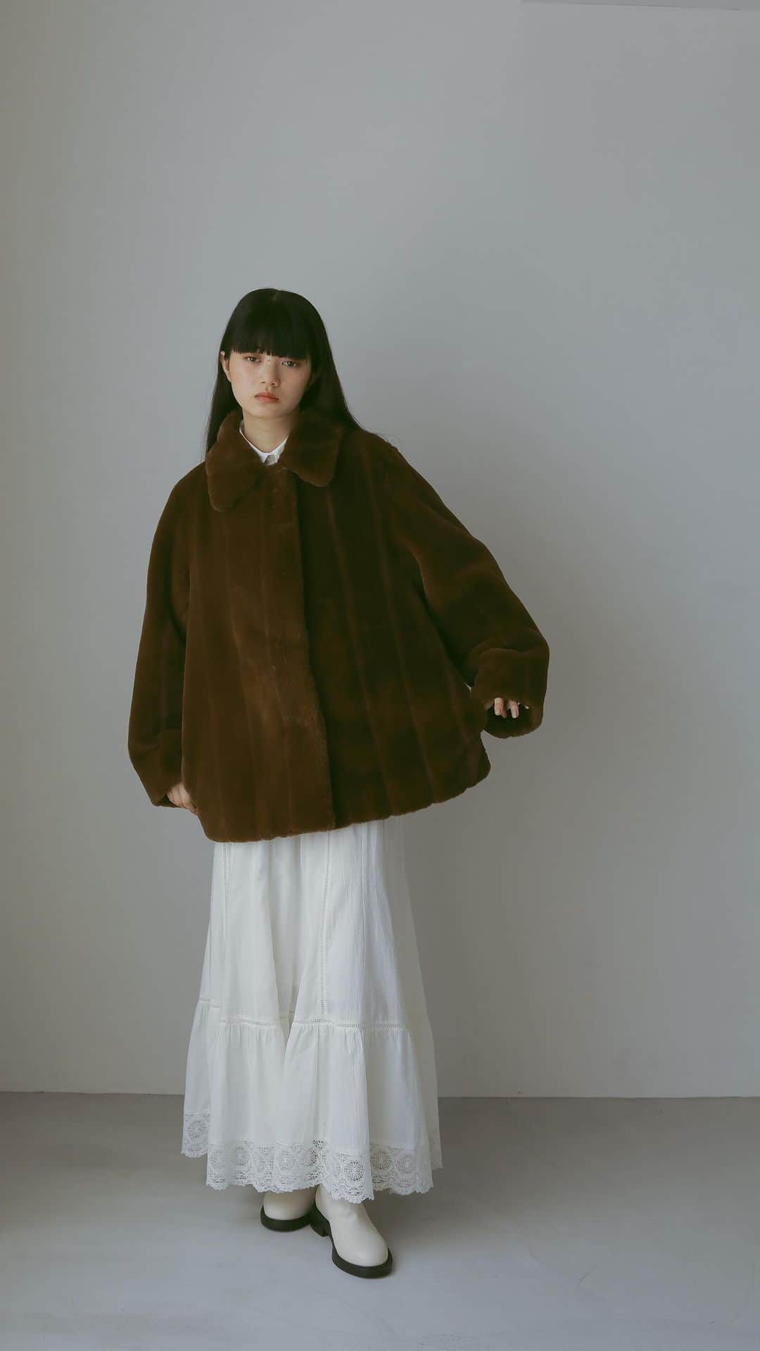 CASA FLINEのインスタグラム：「12/7 インスタLIVE OUTER COLLECTION」