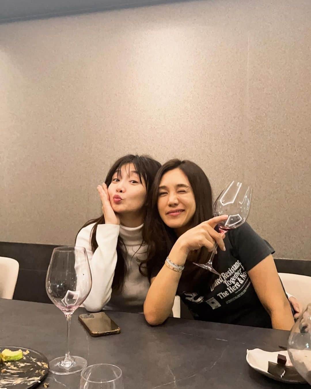パク・ヒョジュのインスタグラム：「은수야  @yesraysia」