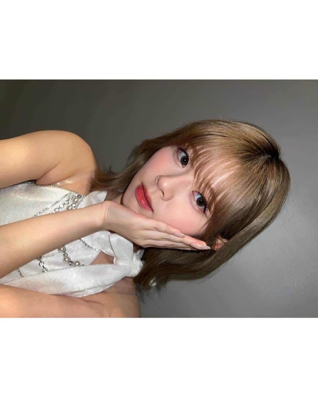 NiziUさんのインスタグラム写真 - (NiziUInstagram)「FNS歌謡祭⭐️そして未来予想図Ⅱのカバーまで⭐️ありがとうございました❤️  本当に本当に緊張しました😂でも楽しかった💕  FNS가요제💛그리고 커버곡까지⭐️감사합니다 ❤️  정말정말 긴장했어요😂 하지만 즐거웠어요💕  #niziu #withu #RIKU #FNS歌謡祭」12月7日 21時27分 - niziu_artist_official