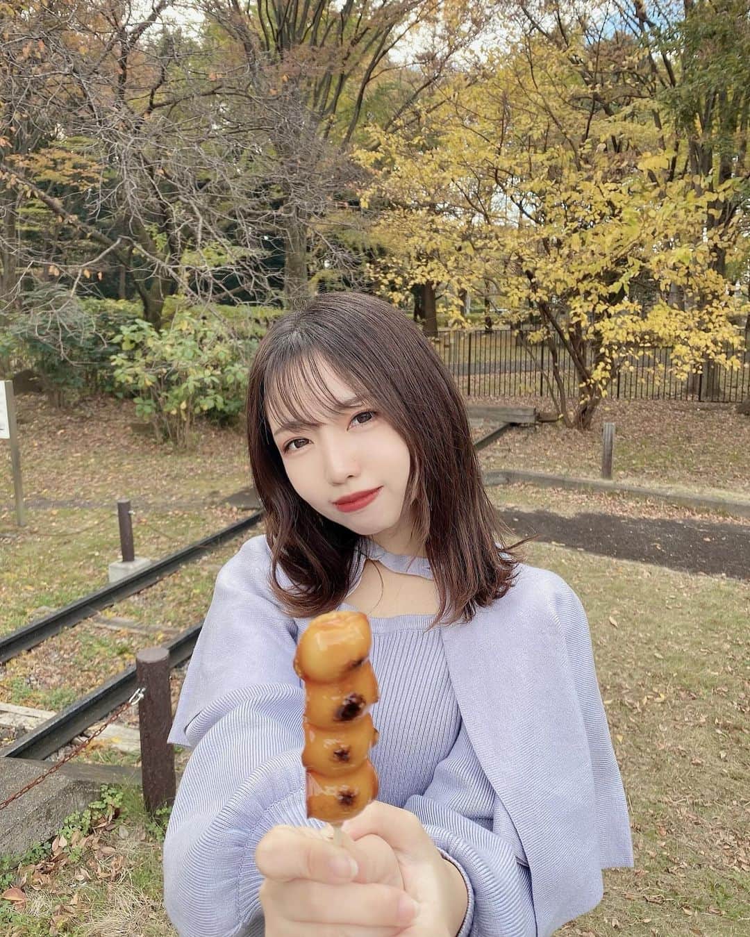 枡川茉衣のインスタグラム：「みたらし食べる？💓」