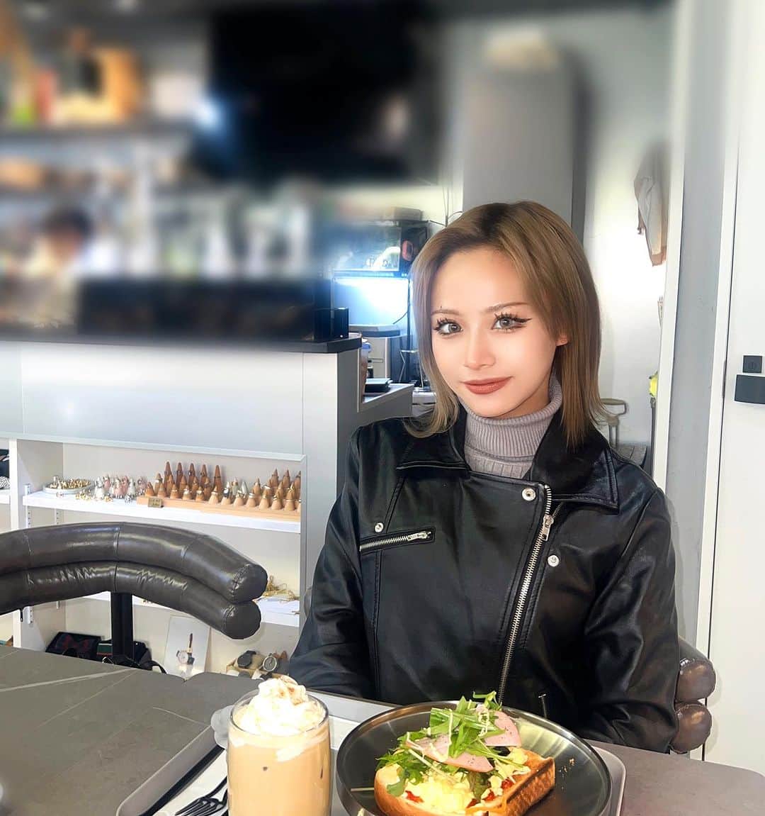 彩のインスタグラム