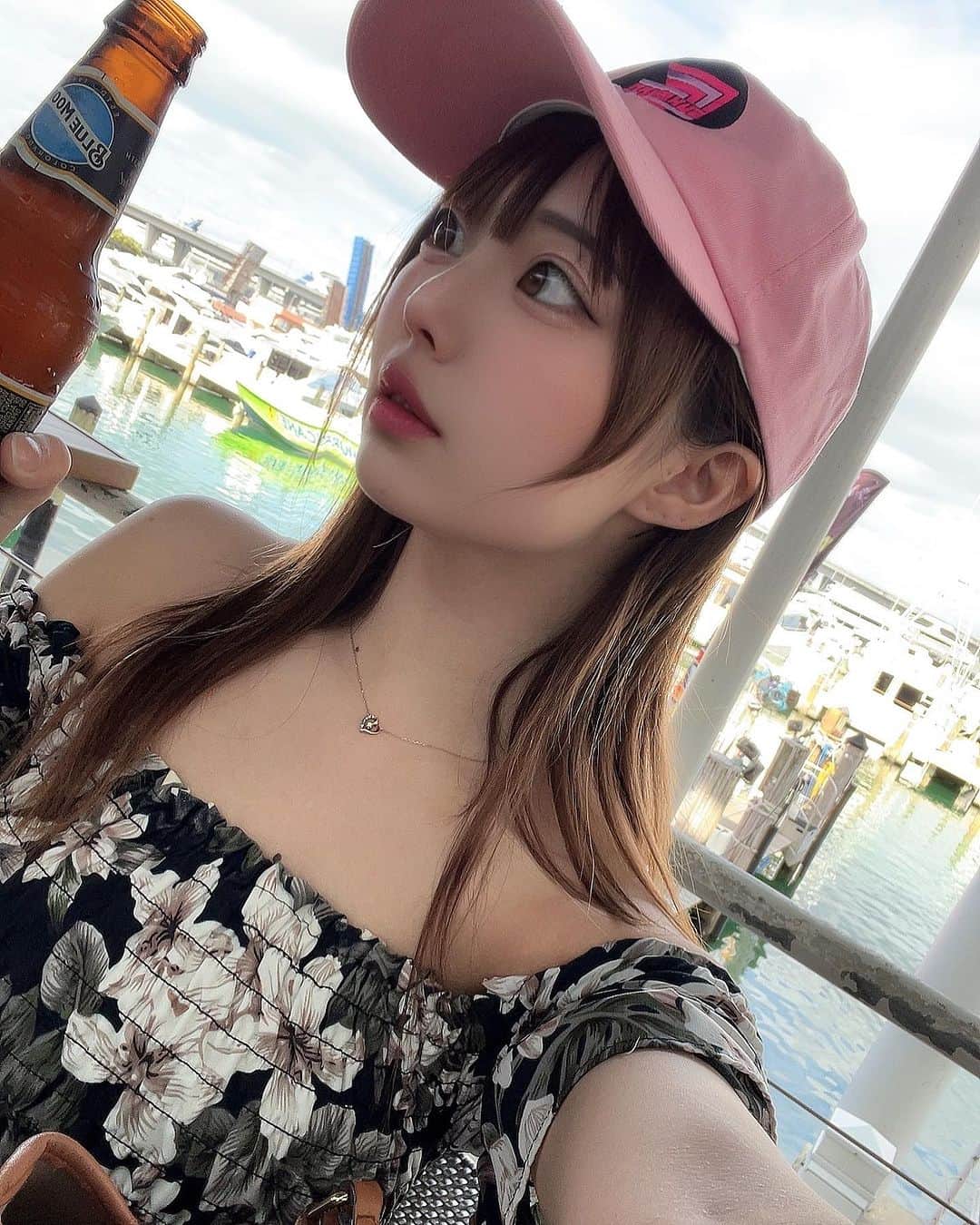 杏ちゃむのインスタグラム：「マイアミの昼飲み最高すぎる  1人でぷらつくの最っ高！！  どこいっても人生を楽しむ！」