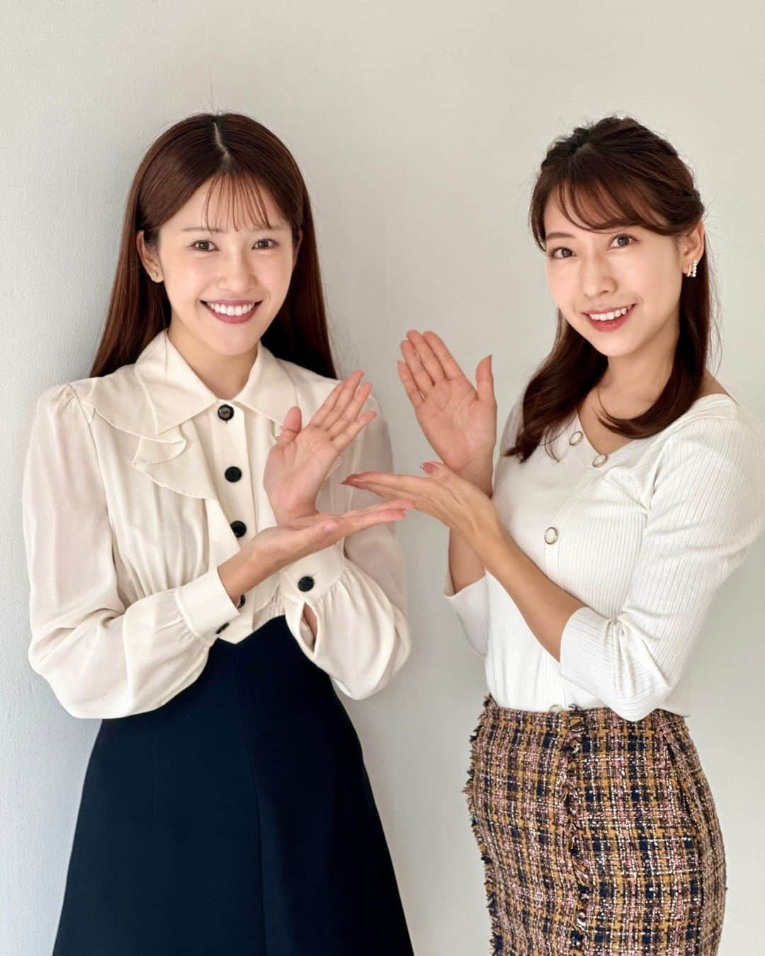 セントフォースのインスタグラム：「小野寺結衣です！  先日の撮影会📸✨ れいみちゃんに会えました！  実は同じ大学出身なのですー🥰🏫  さて、寒さが本格的になってきましたね...❄️ 私は基本的に体温が高くて常にポカポカなのですが、よもぎ蒸しや酵素風呂に行ったりして温活も頑張ってます😊🛀♪  この冬も免疫つけて、乗り切りましょう☺️⛄️  #小野寺結衣 (@yui_onodera0831 ) #神田れいみ (@kandareimi )」