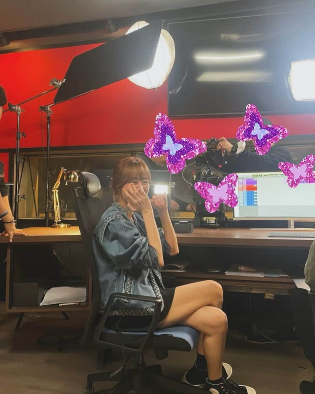 キム・ヒョジンのインスタグラム：「주협이가 찍어준 사진~ 란주와 용관💚 #무디바의추억」