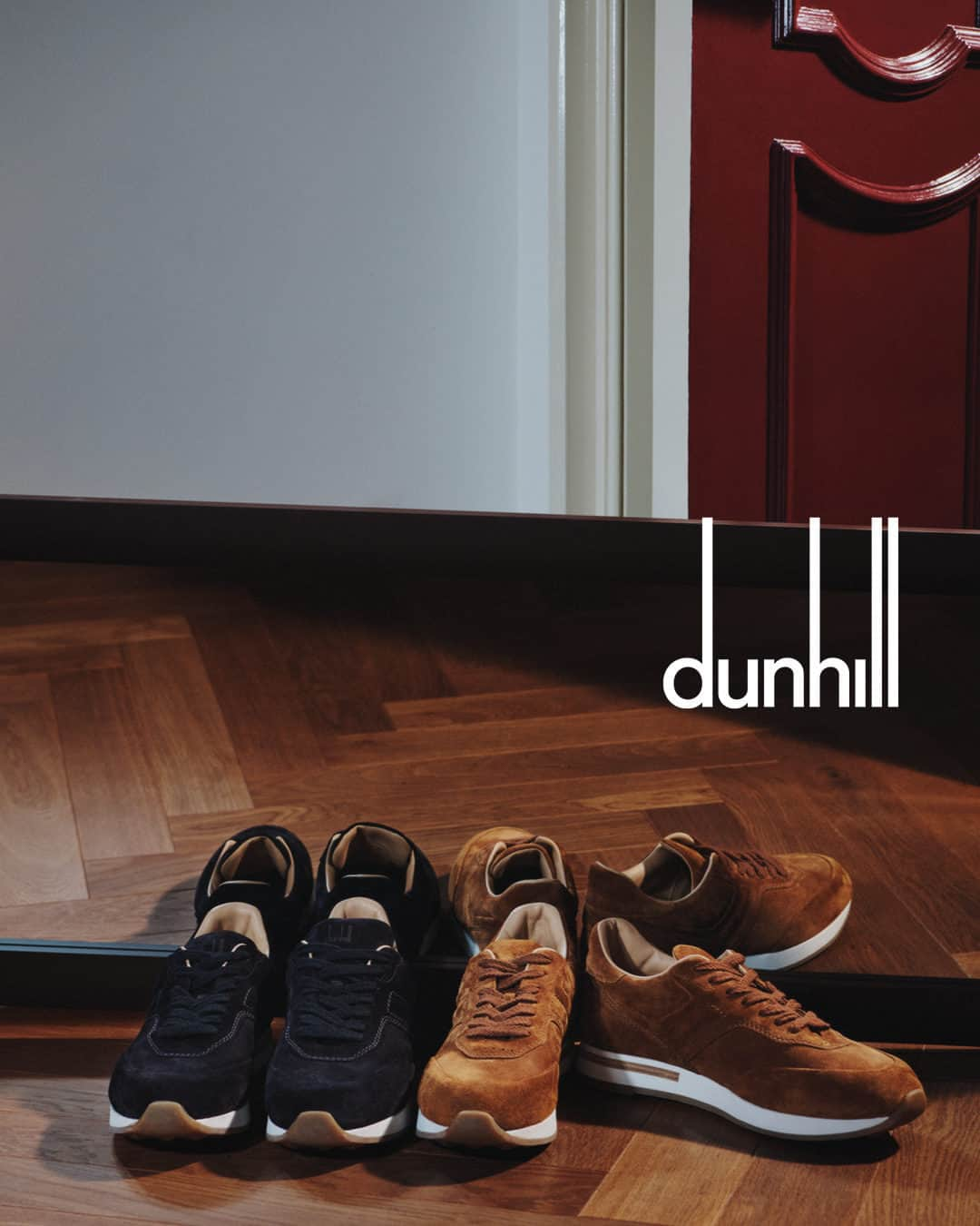 ダンヒルのインスタグラム：「Step up your gifting this festive season.   From smart loafers to laid-back sneakers, high-shine to soft suede, discover dunhill’s expansive new season collection of footwear in-store and online at dunhill.com  Photographed by @thurstanredding  Styled by @stuartvwilliamson」