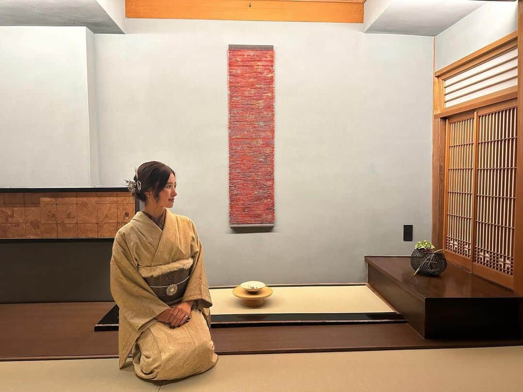 臼井麗香のインスタグラム：「. #12月7日 #25歳 　沢山のお祝いメッセージを ありがとうございました🍀」