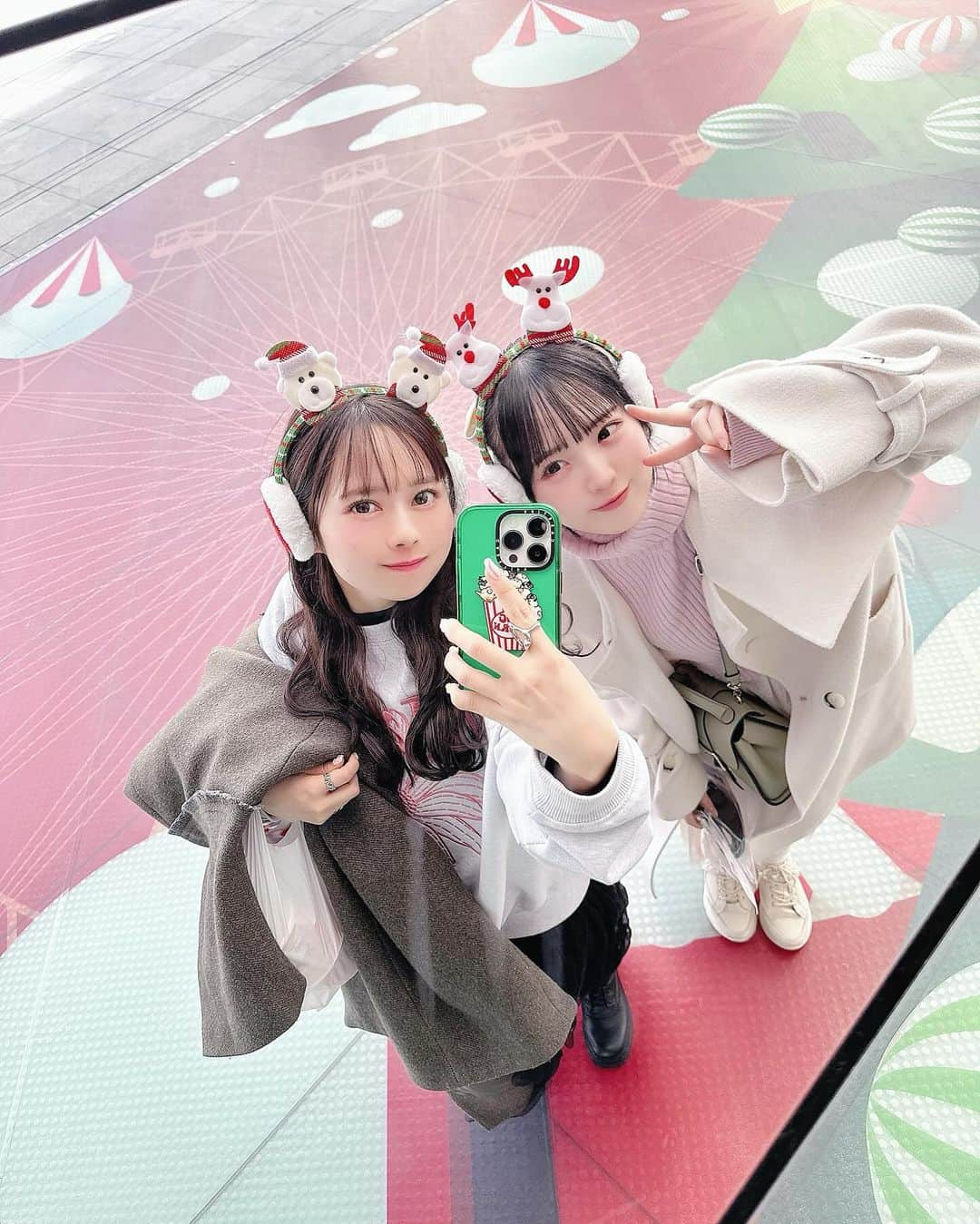 近藤沙瑛子のインスタグラム：「今年も一緒に自由時間過ごしてた🎀😌💭      #ゼロイチ大忘年会  #韓国旅行  #韓国  #仁川」