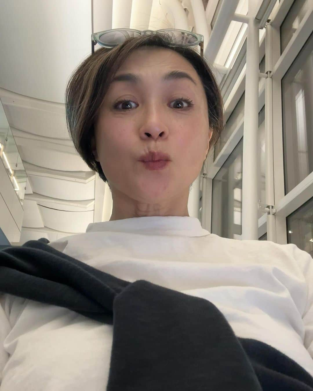 香坂みゆきさんのインスタグラム写真 - (香坂みゆきInstagram)「行って来ます✈️  #旅  #まぐろな生活  #元気の源  #❤️」12月7日 22時43分 - miyuky__way