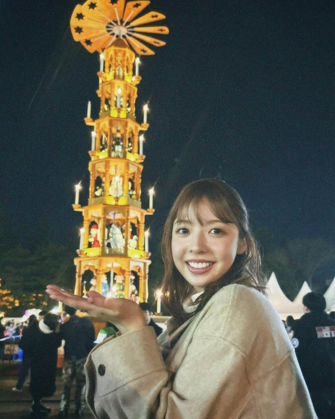 和田まあやさんのインスタグラム写真 - (和田まあやInstagram)「🎄 クリスマスマーケットに行ってきたよー♪楽しすぎたぁ🍩 動画編集終わったらTikTokにもUPするから見てねっ🤶🧑‍🎄」12月7日 22時43分 - wada_maaya_official