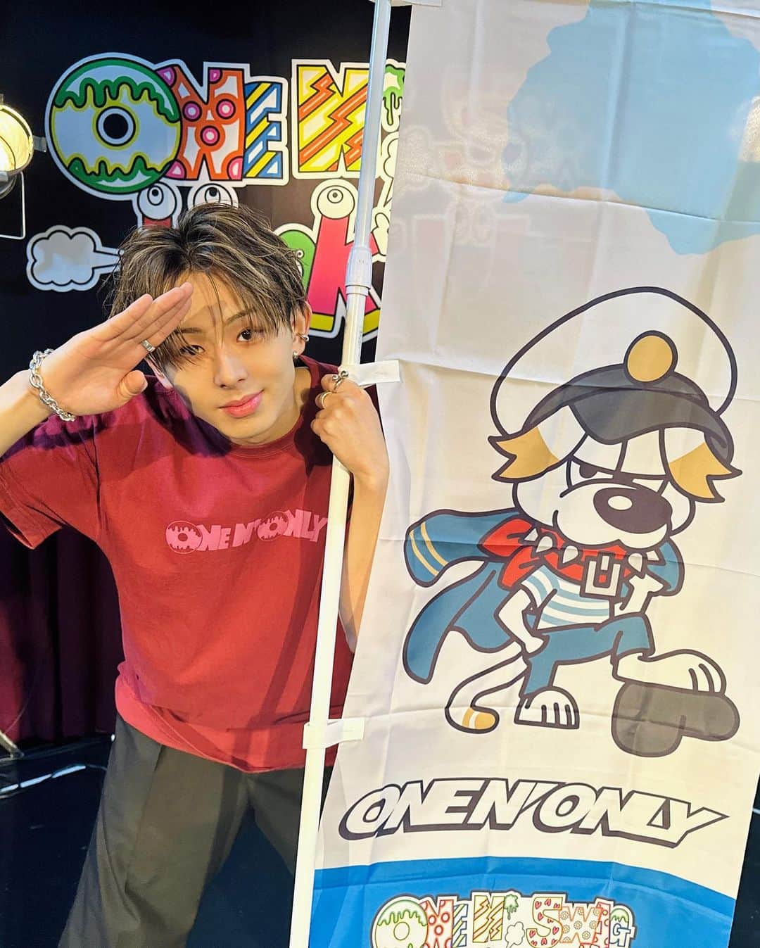 山下永玖/EIKUさんのインスタグラム写真 - (山下永玖/EIKUInstagram)「兵庫ありがとうー✌️  今日は2階もあって奥からも沢山の声援届きました！ 地元のSWAGも多くて嬉しかったー！ また兵庫帰ってきます💪  #ONENONLY #EIKU #兵庫」12月7日 22時40分 - eiku1219_official