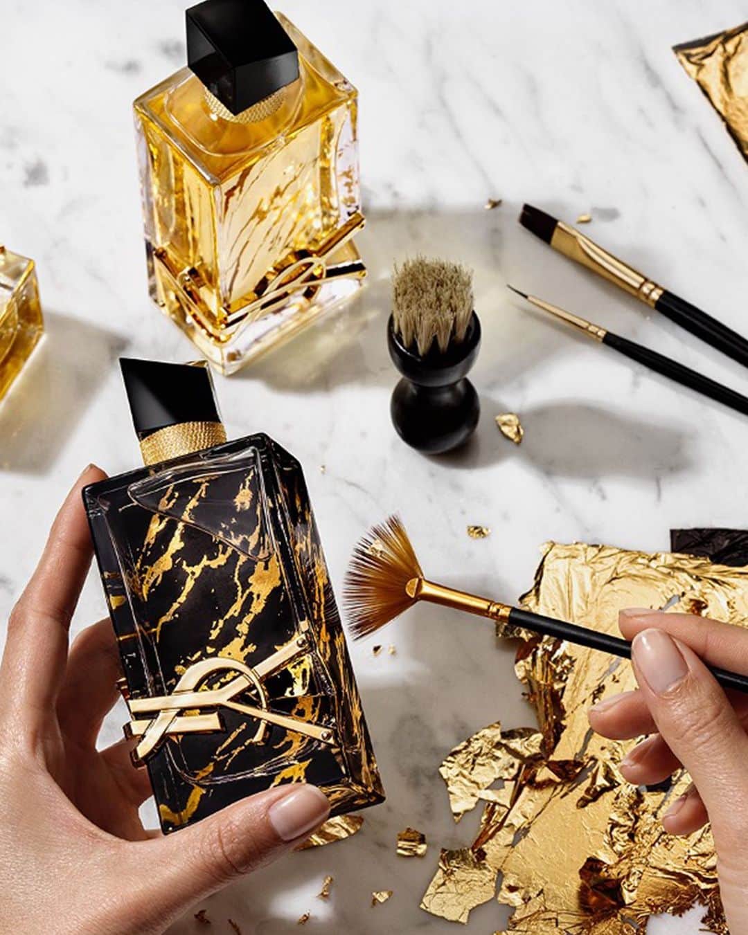 Yves Saint Laurent Beautyのインスタグラム：「This season, explore the in-store LIBRE Atelier - an exclusive space where celebraton meets craftmanship to perfect the art of gifting.  LIBRE EAU DE PARFUM  #YSLBeauty #Libre #LibreAtelier」