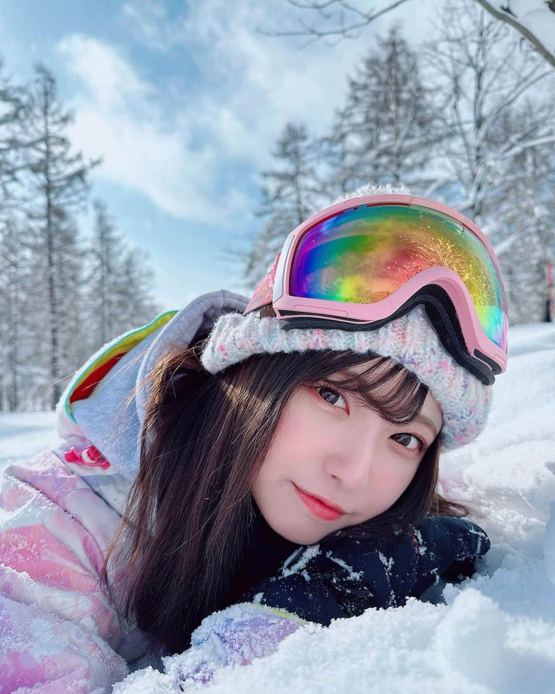 谷口彩菜さんのインスタグラム写真 - (谷口彩菜Instagram)「スノボ⛄️❄️ 去年初めてしたよ〜！ 楽しかったからまた今年も行きたい♡ . . #スノボ #スノボ女子 #雪　#北海道　#ニセコ」12月7日 23時06分 - taniguchi_ayana