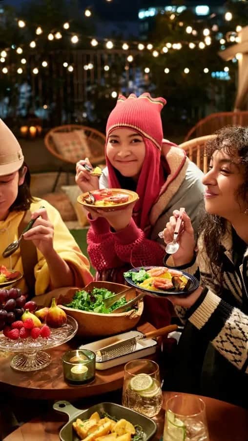 蒼葉えるのインスタグラム：「ニッスイCM「GOOD FOODS for YOU!(新しい"食"篇)」出演しました🏕️🍴🥘🦐🌠」
