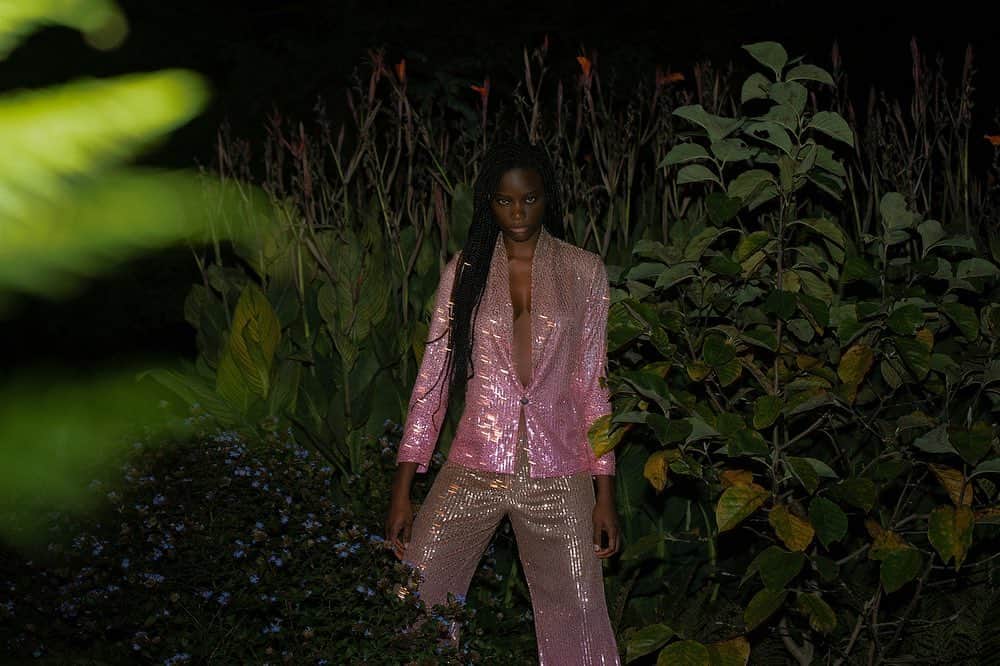 フォルテフォルテのインスタグラム：「“let’s sparkle” draws its inspiration from the iridescent reflections of a boreal night… discover our holiday capsule in forte_forte boutiques and in our e–shop. #forte_forte #letssparkle #holiday #madeinitaly」