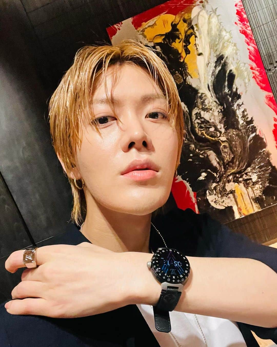 中本悠太さんのインスタグラム写真 - (中本悠太Instagram)「#LouisVuitton #LVConnected #LVWatches #PR」12月7日 23時29分 - yuu_taa_1026