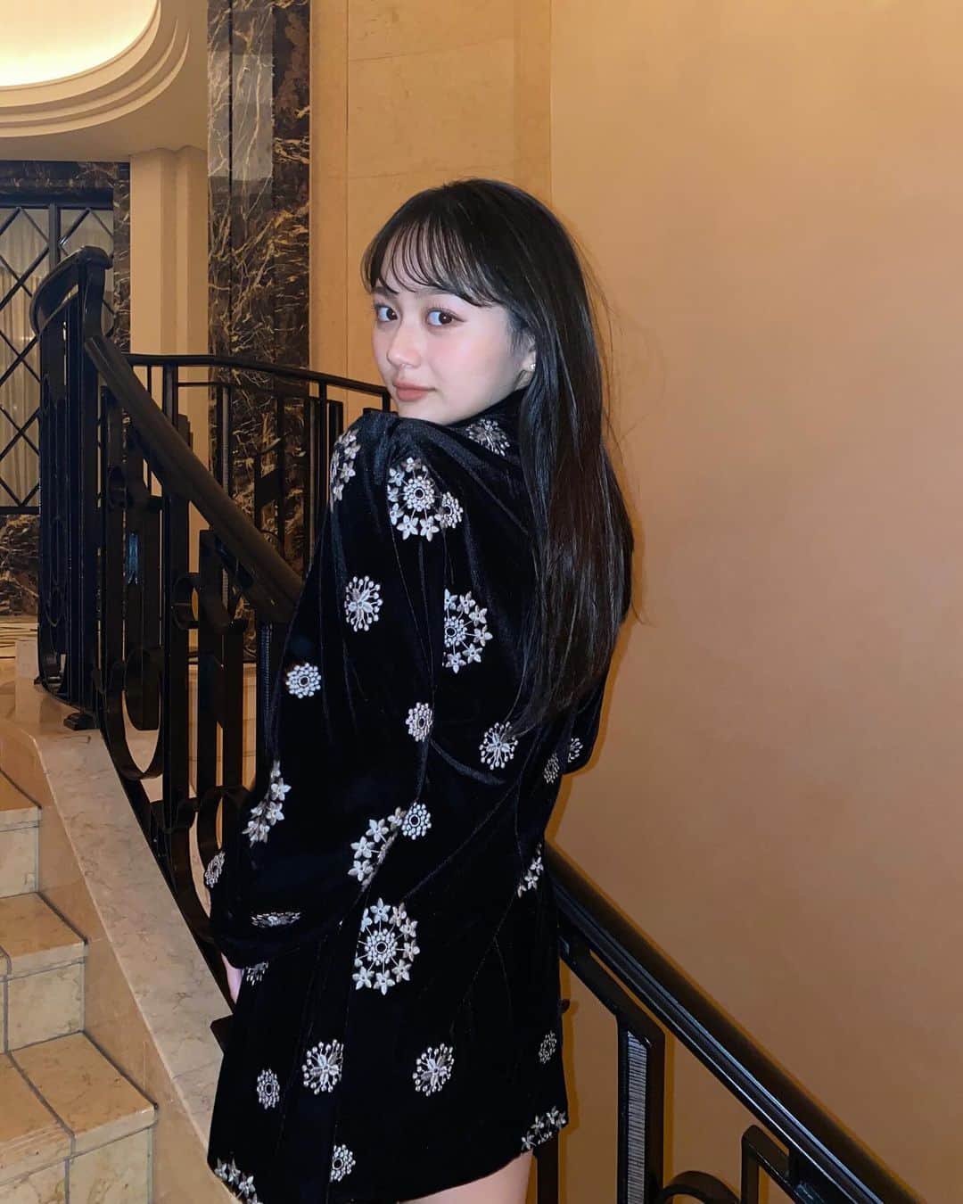 加藤栞さんのインスタグラム写真 - (加藤栞Instagram)「，」12月7日 23時40分 - shioriii810