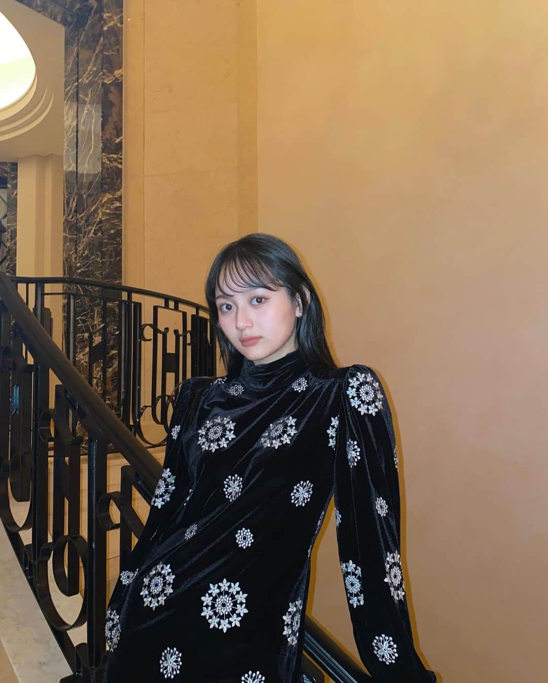 加藤栞さんのインスタグラム写真 - (加藤栞Instagram)「，」12月7日 23時40分 - shioriii810