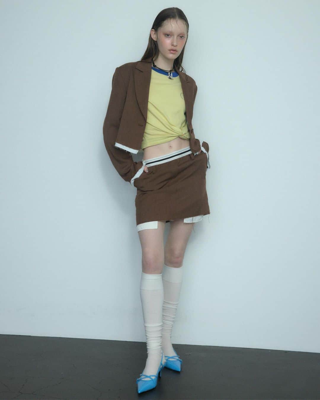 スライさんのインスタグラム写真 - (スライInstagram)「ㅤㅤㅤㅤㅤㅤㅤㅤㅤㅤㅤㅤㅤ 2024 SPRING LOOK Vol.1 __________________________________  2024 PRE SPRING PRE ORDER Vol.1 STYLE SAMPLE 12/1 (FRI) 12:00 - 12/7 (THU) 11:59  どこよりも早く春夏アイテムをチェックできる WEB先行受注会を開催しております。 対象品に使える10％OFF COUPONの配布と 期間中にご注文で対象品の送料が無料となっておりますので このお得な機会に是非、ご利用ください。  期間：12/1(金)12：00～12/7(木)11：59 特典1：対象品に使える10％OFF COUPON配布 特典2：期間中にご注文で対象品の送料が無料  __________________________________ ※配送の都合により発売日が異なる場合がございます。 ※店舗により在庫状況が異なります。 #SLY #SLY_fav」12月7日 23時58分 - sly_official