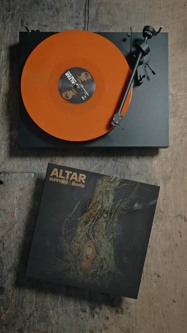 BORISのインスタグラム：「@sunnofficial / @borisdronevil -“Altar” 2xLP is now available in our store in the ‘Lava Red’ variant.  Out of print for over 15 years, Altar finally returns on double vinyl. The album is a collaboration between experimental music groups Boris and Sunn O))), originally released on October 31, 2006 through Southern Lord Records. In addition to the main groups: Sunn O))) and Boris, Altar also boasts an extensive roster of guest musicians/collaborators such as Dylan Carlson Kim Thayil (Soundgarden), Joe Preston (Earth, Thrones, Melvins, High on Fire), Phil Wandescher, Bill Herzog and Jesse Sykes (all of Jesse Sykes and the Sweet Hereafter) as well as long time Sunn O))) collaborators TOS Niewenhuizen and Rex Ritter.  The vinyl contains 16-page libretto and 18”x24” full color poster of sunn O))) & Boris) liner notes by Kim Thayil (Soundgarden guitar guru)  #sunno #boris #southernlord #evilgreed」