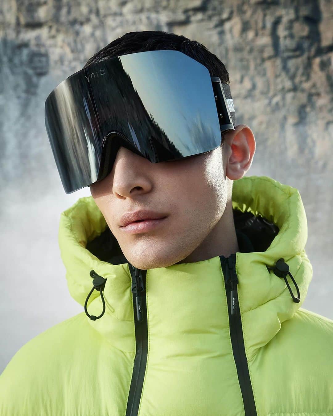 マッカージュのインスタグラム：「MACKAGE X YNIQ   We have partnered with artisanal eyewear brand @yniqeyewear to bring you the ultimate performance goggles for extreme conditions.   More on MACKAGE.COM   #MACKAGE #MONDEMACKAGE」