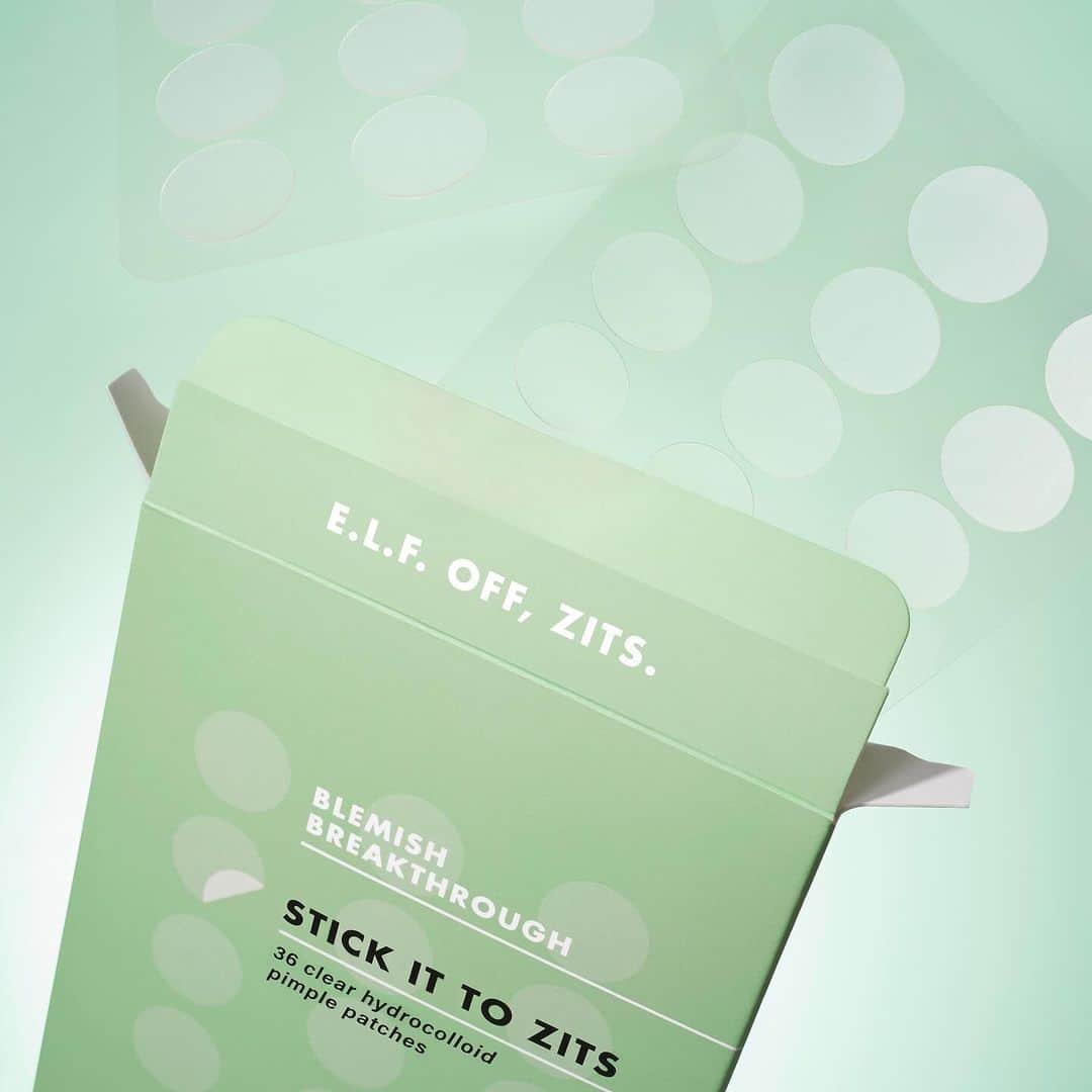 e.l.f.のインスタグラム：「It's time to patch zit up! 💥   ICYMI: ✨NEW✨ e.l.f. SKIN Blemish Breakthrough Stick It To Zits pimple patches are AVAILABLE NOW on elfskin.com! 🤩  Why you'll love them: 😍 Clear hydrocolloid patches 👊 Fight active breakouts 👋 Visibly reduce & extract impurities 🌟 Protect skin for faster healing 🤑 36 patches for ONLY $8!   What the e.l.f. is hydrocolloid? 💚 Promotes natural healing 💚 Helps draw out impurities 💚 Creates a pick-free zone around zits  AVAILABLE NOW on elfskin.com 🙌 (For US residents only 🇺🇸)  COMING SOON: 🎯 @targetstyle online later this year & in-store early 2024 ❤️ @cvspharmacy online & in-store early 2024 📦 @amazon later this year  #elfskin #elfingamazing #eyeslipsface #crueltyfree #vegan #pimplepatch」