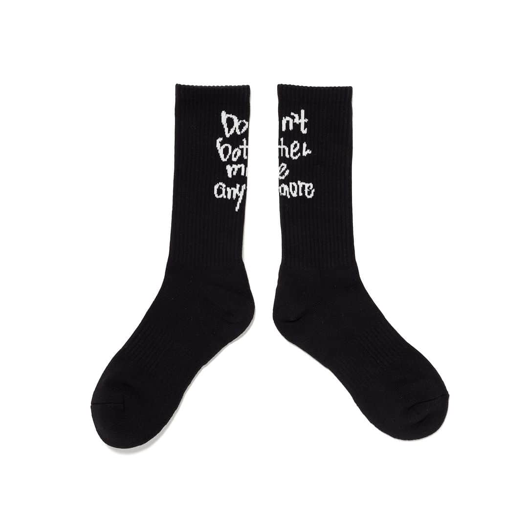 HUMAN MADEさんのインスタグラム写真 - (HUMAN MADEInstagram)「“JACQUARD LOGO SOCKS” will be available at 9th December 11:00 am (JST) at Human Made Online Store and Otsumo plaza.   12月9日AM11時より、”JACQUARD LOGO SOCKS” が HUMAN MADE のオンラインストア および OTSUMO PLAZAにて発売となります。  グラフィックアーティストVERDYのプロジェクトWasted Youthのジャガードロゴソックス。履き心地のいい素材とメッセージグラフィックが特徴です。  Produced by graphic artist Verdy, Wasted Youth's jacquard logo socks.  These feature a comfortable materials and a message woven.」12月8日 11時25分 - humanmade