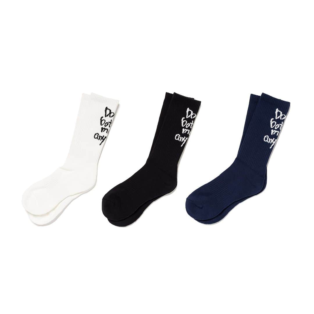 HUMAN MADEのインスタグラム：「“JACQUARD LOGO SOCKS” will be available at 9th December 11:00 am (JST) at Human Made Online Store and Otsumo plaza.   12月9日AM11時より、”JACQUARD LOGO SOCKS” が HUMAN MADE のオンラインストア および OTSUMO PLAZAにて発売となります。  グラフィックアーティストVERDYのプロジェクトWasted Youthのジャガードロゴソックス。履き心地のいい素材とメッセージグラフィックが特徴です。  Produced by graphic artist Verdy, Wasted Youth's jacquard logo socks.  These feature a comfortable materials and a message woven.」