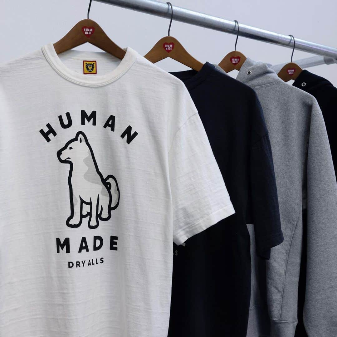 HUMAN MADEさんのインスタグラム写真 - (HUMAN MADEInstagram)「Opening of HUMAN MADE Pop-up by WORKSOUT in Seoul, Korea  *English follows Japanese.  12月9日から、韓国・ソウルにあるセレクトショップWORKSOUT（ワークスアウト）のオープン20周年を記念して「HUMAN MADE Pop-Up Store by WORKSOUT」をソウルの流行発信地、狎鴎亭（アッグジョン）のWORKSOUT APGUJEONG STORE（ワークスアウト・アッグジョンストア）にて期間限定で開催いたします。   ポップアップストアでは、HUMAN MADE SEASON 26の最新アイテムのほか、韓国の天然記念物に指定されているチンドケンのアニマルグラフィックを施した、Tシャツとフーディー、キャップ、カードケースといった全4型の限定アイテムが登場します。    詳細はHUMAN MADE公式WebサイトのNEWSページよりご確認ください。 https://humanmade.jp/blogs/news   On December 9, to celebrate the 20th anniversary of the opening of WORKSOUT, a street fashion select store in Seoul, "HUMAN MADE Pop-Up Store by WORKSOUT" will open for a limited time at WORKSOUT APGUJEONG STORE in Apgujeong, the fashion center of Seoul.​​   In addition to the latest items from HUMAN MADE SEASON 26, the pop-up store will feature a total of four exclusive items, including T-shirts, hoodies, caps, and card cases with animal graphics of the Jindo dog, which is designated as a natural treasure in Korea.  More information, please go to https://humanmade.jp/blogs/news」12月8日 11時30分 - humanmade