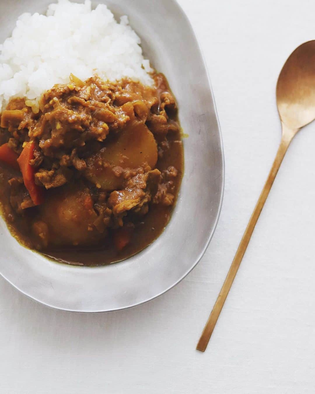 樋口正樹さんのインスタグラム写真 - (樋口正樹Instagram)「nikujaga curry 🍛  お昼に肉じゃがカレー。 コレがしたくて前日に 肉じゃがを作ってます😋  . #肉じゃがカレー #肉じゃがリメイク #カレーライス #カレー #金曜日はカレーの日  #nikujagacurry #curry」12月8日 12時39分 - higuccini