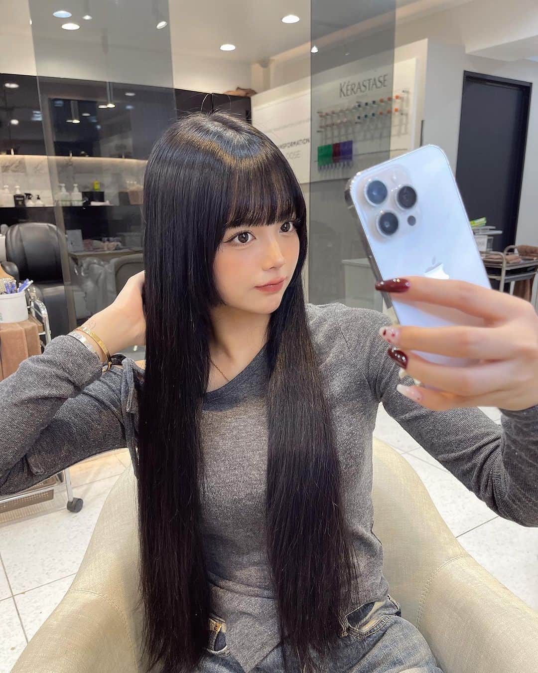 仲本莉絵瑠のインスタグラム：「すーぱーろんぐ、俺。てか1回前髪切ると戻せなくなるよね、何ヶ月も前髪伸ばすとか向いてないのかもしれない😀😀😀😀😀😀😀😀😀」