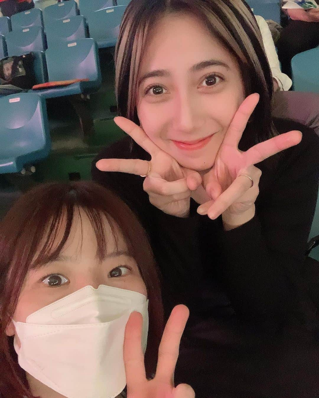 前田美順さんのインスタグラム写真 - (前田美順Instagram)「. . . . #熊本マスターズ . 懐かしのあの人も会場に来たり、選手とも久しぶりに話せたり、みんなが待ってるかわいこちゃんに会えたり。 . お仕事にプライベートに、充実した1週間だったなー。 #投稿遅すぎだろ  . . #熊本マスターズジャパン2023  #kumamotomastersjapan2023」12月8日 12時46分 - miyukimaeda_badminton