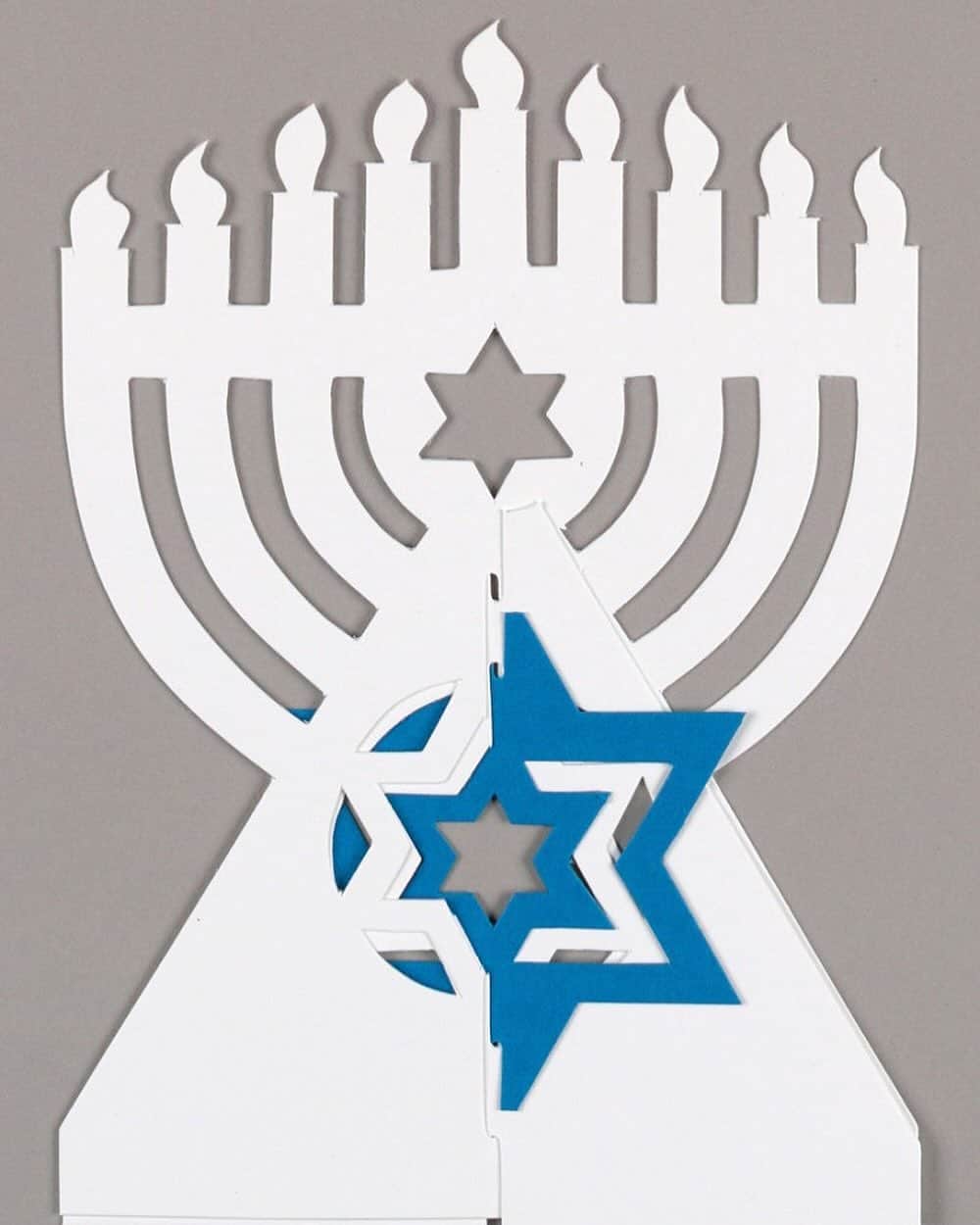 スミソニアン博物館のインスタグラム：「Tonight is the first night of Hanukkah!  Who are you sending a Hanukkah card to this season? This one will stay lit for all eight nights. It was designed by Ted Naos, dated 1994, and is in our @CooperHewitt’s collection.」