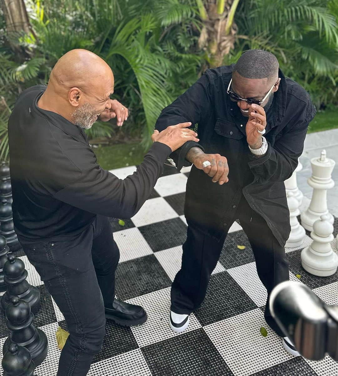 リック・ロスさんのインスタグラム写真 - (リック・ロスInstagram)「Who the Biggest? Mike Tyson or Rick Ross? ( slide 2 I tried to jab bruh ) @miketyson  @untouchablemmg」12月8日 5時48分 - richforever