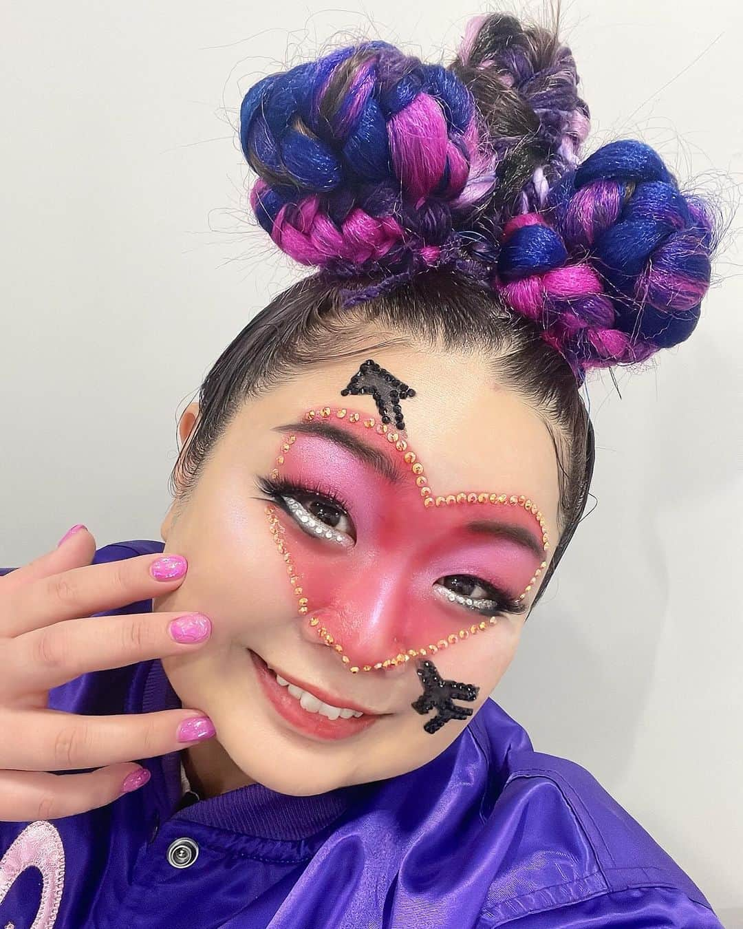 優宇さんのインスタグラム写真 - (優宇Instagram)「_ Crush yuu is BACK🧠🍒💣🩷💄💅🪮🇺🇸✨💘 SEE YOU SOON! #sukeban #wrestling #Miami #us #makeup #cherrybombgirls」12月8日 6時13分 - yuustagram719