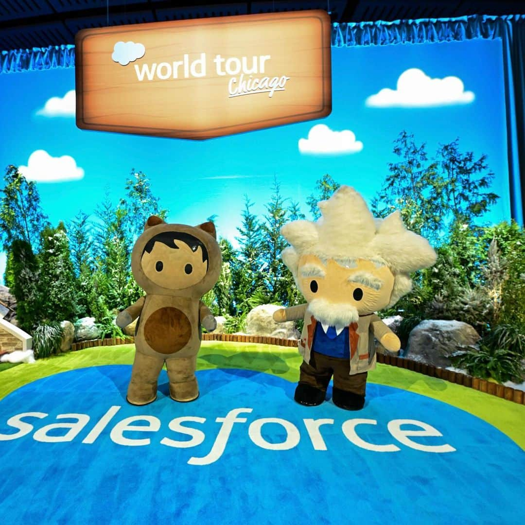 Salesforce さんのインスタグラム写真 - (Salesforce Instagram)「✨ The #SalesforceTour Chicago highlights. ✨   We shared live demos of: ▪️ Einstein 1 Platform ▪️ Data Cloud + Tableau ▪️ Einstein 1 Copilot ▪️ Einstein 1 Copilot Studio  Missed it? Catch more AI innovations at #SalesforceTour NYC, streaming free on Salesforce+.」12月8日 7時40分 - salesforce