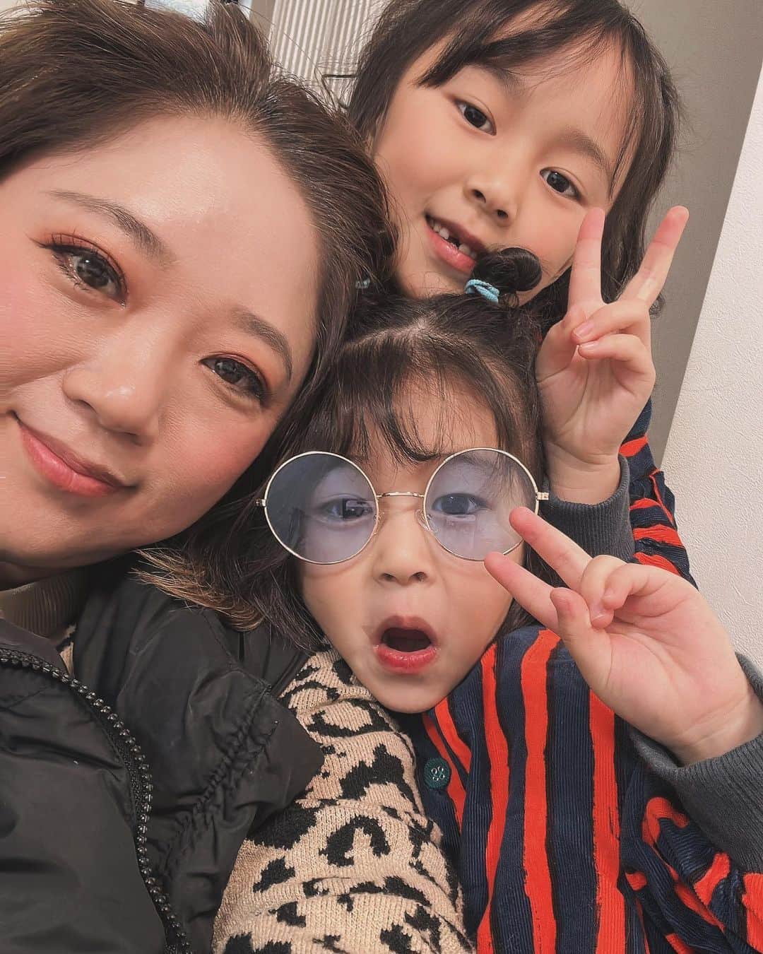 美奈子のインスタグラム：「おはよーーーう💚  今日はいつもより早起きできたから 余裕のある朝。  いつも余裕もって過ごしたいのだけど バタバタしがち💦  さて 今日も楽しい1日を💕」