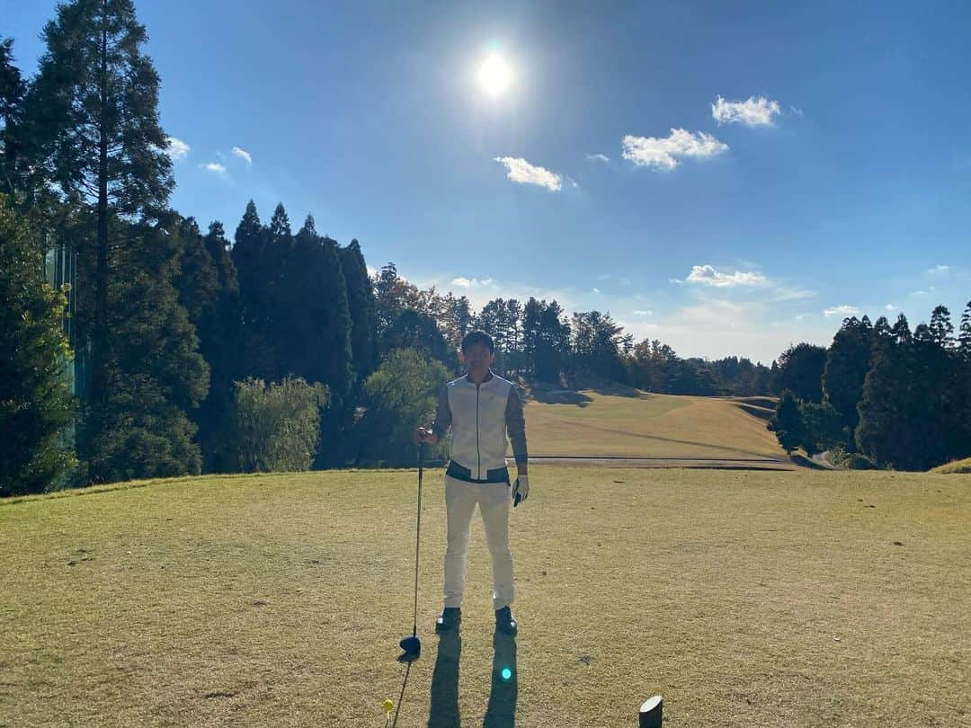 太田吉彰のインスタグラム：「源氏山ゴルフクラブ🏌️‍♂️   #ゴルフ　#golf #源氏山ゴルフクラブ  #千葉」