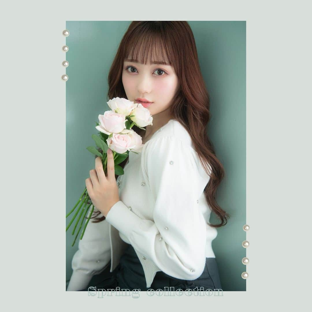 evelynのインスタグラム：「2024 Spring collection🌷 ㅤㅤㅤㅤㅤㅤㅤㅤㅤㅤㅤㅤㅤ 【通販にて先行受注開催中♡】 ㅤㅤㅤㅤㅤㅤㅤㅤㅤㅤㅤㅤㅤ #リボンビジューセットカーデ ¥9,800 ㅤㅤㅤㅤㅤㅤㅤㅤㅤㅤㅤㅤㅤ #evelyn #エブリン」