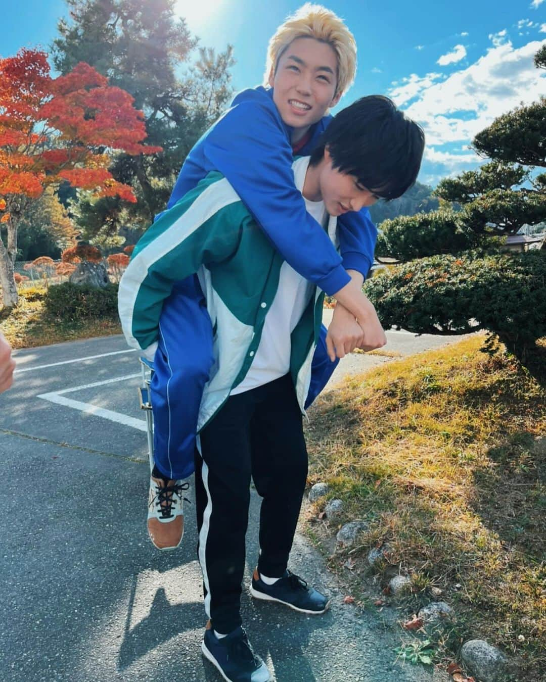 岐洲匠さんのインスタグラム写真 - (岐洲匠Instagram)「【佐原先生と土岐くん】2話！  ご視聴ありがとうございました！ 佐原の過去がチラつく回でございました  佐原先生の足元に現れる土岐 とても好きなシーン 原作を読んですごく印象に残ってた場所だったのでワクワクしました  おんぶは結構大変だったよ #ドラマ佐原先生と土岐くん #さはとき」12月8日 9時43分 - takumi.kizu.official