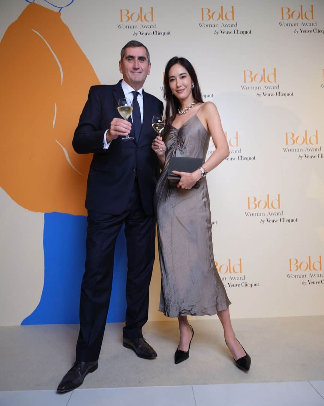 立野リカさんのインスタグラム写真 - (立野リカInstagram)「Surrounded by so many inspirational women last night at the Veuve Clicquot  Bold Woman Award 🍾 Congratulations to all the nominees and winners 🎉   Thank you @veuveclicquot 🥂 #VeuveClicquot #LiveClicquot #ヴーヴクリコ #BoldWomanAward #DrinkResponsibly #ad」12月8日 9時53分 - rikatatsuno