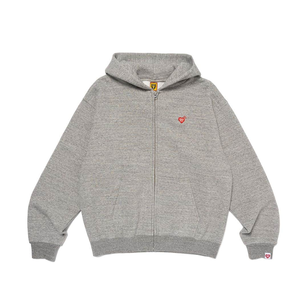 HUMAN MADEさんのインスタグラム写真 - (HUMAN MADEInstagram)「"ZIP-UP HOODIE” will be available at 9th December 11:00am (JST) at Human Made stores mentioned below.  12月9日AM11時より、"ZIP-UP HOODIE” が HUMAN MADE のオンラインストア並びに下記の直営店舗にて発売となります。  [取り扱い直営店舗 - Available at these Human Made stores] ■ HUMAN MADE ONLINE STORE ■ HUMAN MADE OFFLINE STORE ■ HUMAN MADE HARAJUKU ■ HUMAN MADE SHIBUYA PARCO ■ HUMAN MADE 1928 ■ HUMAN MADE SHINSAIBASHI PARCO ■ HUMAN MADE SAPPORO  *在庫状況は各店舗までお問い合わせください。 *Please contact each store for stock status.  軽くて柔らかく、ふっくらとした素材が特徴的なジップアップフーディー。着心地のいい、ゆとりのあるシルエットです。同素材の「SWEATSHIRT」「SWEAT HOODIE」「SWEATPANTS」とセットアップで着用可能。  Zip-up hoodie with a comfortable, relaxed silhouette. The design is enhanced by the use of a soft, light and plump material. Complete the look with the Sweatshirt, Sweat Hoodie and Sweatpants in the same material.」12月8日 11時14分 - humanmade