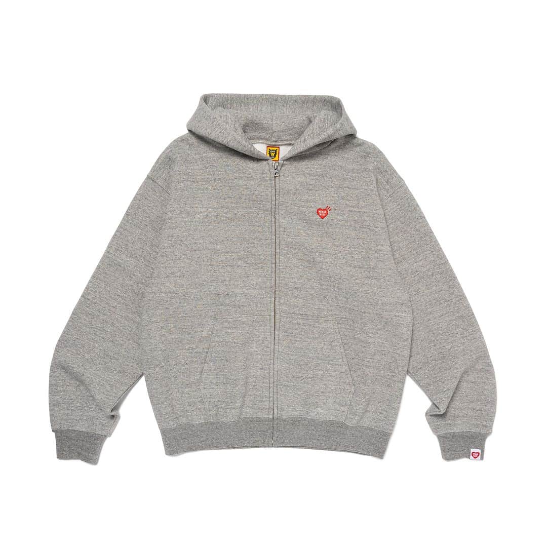 HUMAN MADEのインスタグラム：「"ZIP-UP HOODIE” will be available at 9th December 11:00am (JST) at Human Made stores mentioned below.  12月9日AM11時より、"ZIP-UP HOODIE” が HUMAN MADE のオンラインストア並びに下記の直営店舗にて発売となります。  [取り扱い直営店舗 - Available at these Human Made stores] ■ HUMAN MADE ONLINE STORE ■ HUMAN MADE OFFLINE STORE ■ HUMAN MADE HARAJUKU ■ HUMAN MADE SHIBUYA PARCO ■ HUMAN MADE 1928 ■ HUMAN MADE SHINSAIBASHI PARCO ■ HUMAN MADE SAPPORO  *在庫状況は各店舗までお問い合わせください。 *Please contact each store for stock status.  軽くて柔らかく、ふっくらとした素材が特徴的なジップアップフーディー。着心地のいい、ゆとりのあるシルエットです。同素材の「SWEATSHIRT」「SWEAT HOODIE」「SWEATPANTS」とセットアップで着用可能。  Zip-up hoodie with a comfortable, relaxed silhouette. The design is enhanced by the use of a soft, light and plump material. Complete the look with the Sweatshirt, Sweat Hoodie and Sweatpants in the same material.」