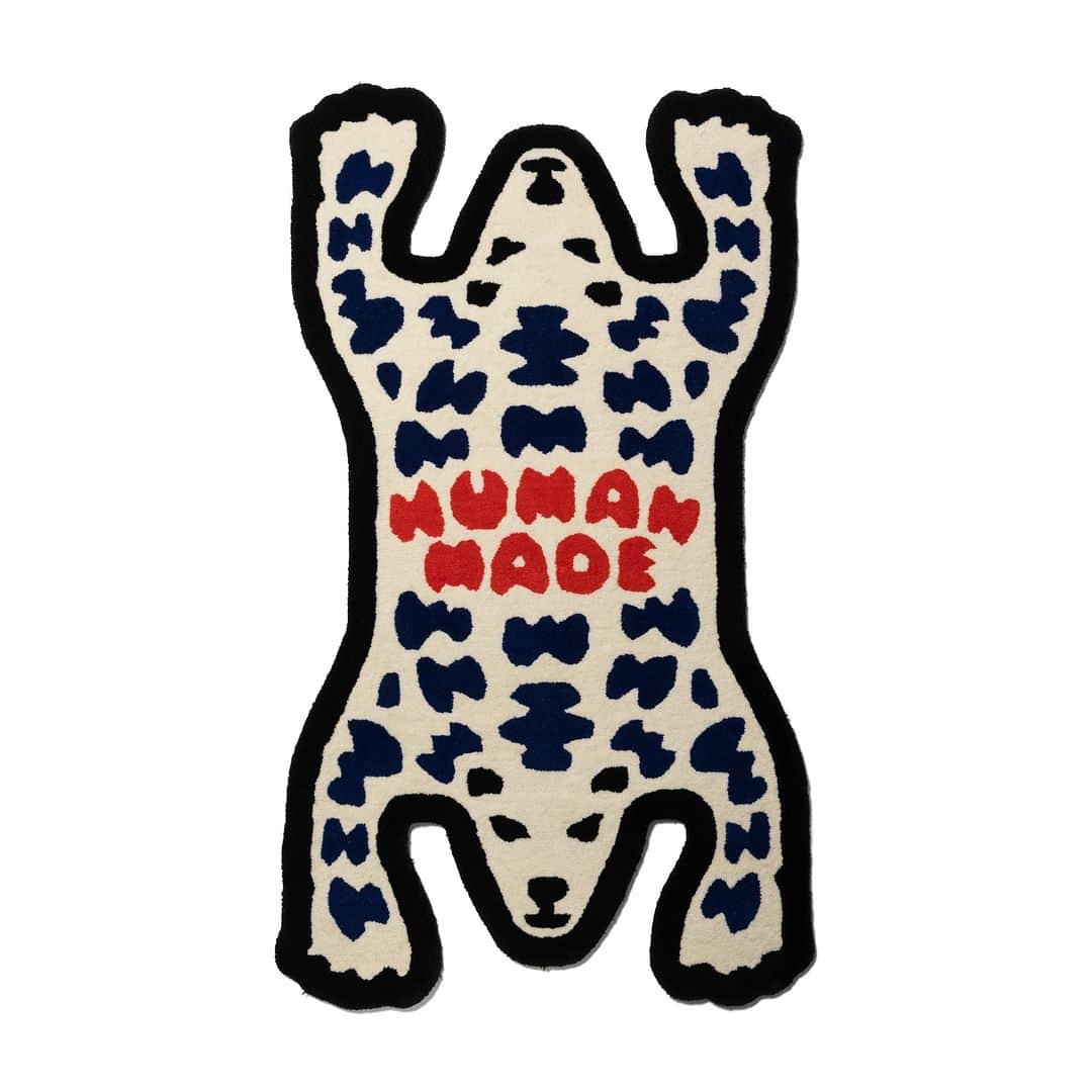 HUMAN MADEのインスタグラム：「"POLAR BEAR RUG” will be available at 9th December 11:00am (JST) at Human Made stores mentioned below.  12月9日AM11時より、"POLAR BEAR RUG” が HUMAN MADE のオンラインストア並びに下記の直営店舗にて発売となります。  [取り扱い直営店舗 - Available at these Human Made stores] ■ HUMAN MADE ONLINE STORE ■ HUMAN MADE 1928 ■ HUMAN MADE SAPPORO  *在庫状況は各店舗までお問い合わせください。 *Please contact each store for stock status.  HUMAN MADEを代表するアニマルグラフィックのひとつ、シロクマを象ったラグ。  Rug based on one of Human Made’s signature animal graphics, the polar bear.」