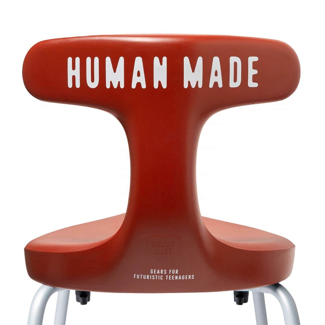 HUMAN MADEさんのインスタグラム写真 - (HUMAN MADEInstagram)「“AYUR STOOL” is available at 9th December 11:00 am (JST) at Human Made Online Store .   12月9日AM11時より、”AYUR STOOL” が HUMAN MADE のオンラインストアにて発売となります。  HUMAN MADEと特許取得の姿勢サポートチェアー“アーユル・チェアー”がコラボレーションした、スツール。コラボ限定カラーであるバーガンディーの座面にHUMAN MADEのプリントとハートロゴがエンボス加工で入ったスペシャルバージョン。オンライン限定アイテムです。  Stool made in collaboration with patented posture support chair maker ayur chair. Produced in burgundy exclusively for the collaboration, the seat is printed with "Human Made" and finished with an embossed heart logo. The stool is only available from the Human Made Online Store.」12月8日 11時22分 - humanmade