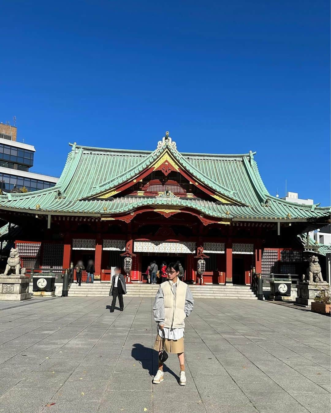 とまんさんのインスタグラム写真 - (とまんInstagram)「. 🍁 ⛩️ 🍵  惹かれる神社に少彦名命が祀られていることが多く スクナちゃん(K)もきっと名前の由来でもあるからご縁があるなと...🦜  #神田明神」12月8日 20時50分 - _sweatm